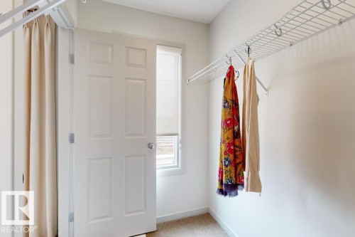 8636 183 Avenue, Edmonton, AB - Indoor Photo Showing Other Room