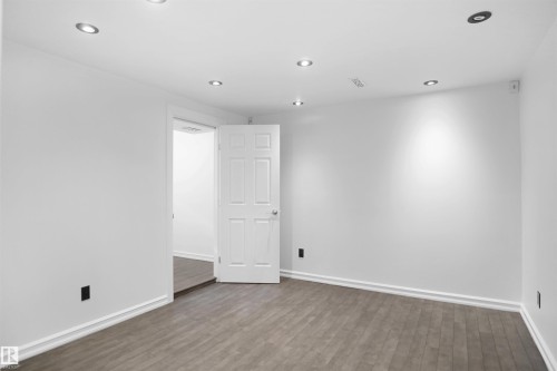 113 Habitat Crescent, Edmonton, AB - Indoor Photo Showing Other Room