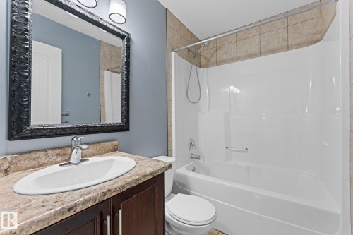 12713 116 Street, Edmonton, AB - Indoor Photo Showing Bathroom