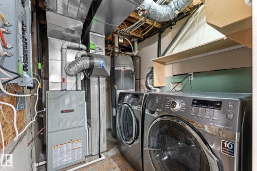 12713 116 Street, Edmonton, AB - Indoor Photo Showing Laundry Room
