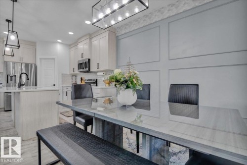 3024 200 Street, Edmonton, AB - Indoor Photo Showing Kitchen With Upgraded Kitchen