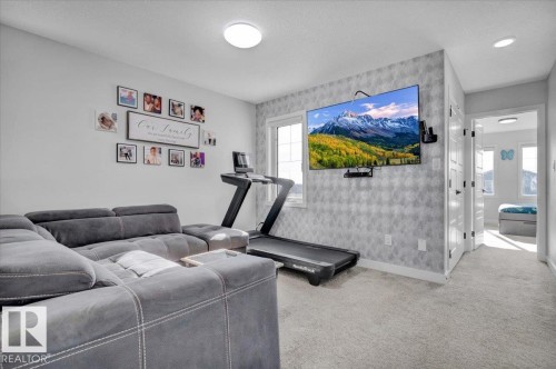 3024 200 Street, Edmonton, AB - Indoor Photo Showing Other Room