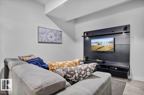 3024 200 Street, Edmonton, AB - Indoor