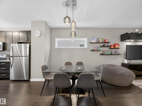 728 Secord Boulevard, Edmonton, AB - Indoor Photo Showing Other Room