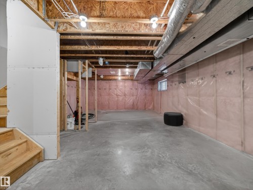 728 Secord Boulevard, Edmonton, AB - Indoor Photo Showing Basement