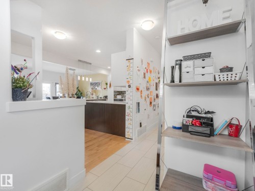 22522 98A Avenue, Edmonton, AB - Indoor Photo Showing Other Room