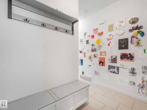 22522 98A Avenue, Edmonton, AB - Indoor Photo Showing Other Room
