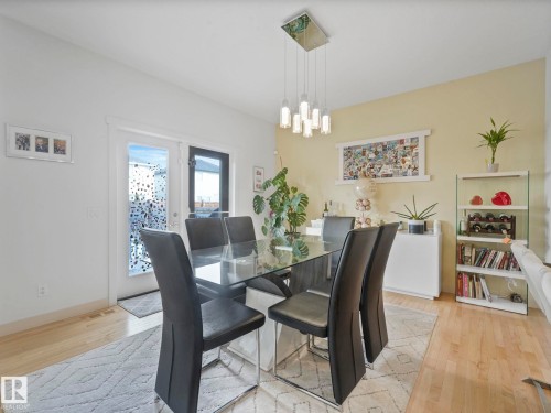 22522 98A Avenue, Edmonton, AB - Indoor Photo Showing Dining Room