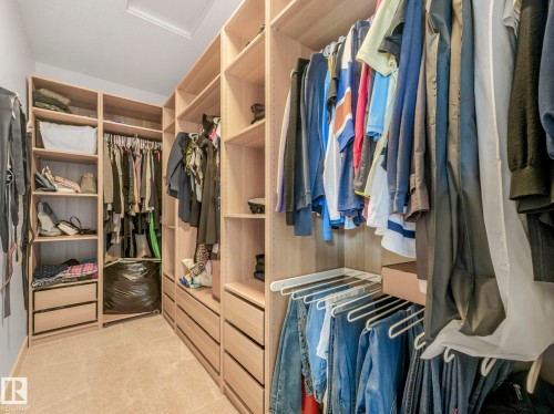 22522 98A Avenue, Edmonton, AB - Indoor With Storage
