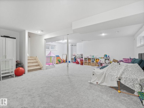 22522 98A Avenue, Edmonton, AB - Indoor