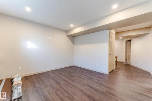 1945 Ainslie Link, Edmonton, AB - Indoor Photo Showing Other Room