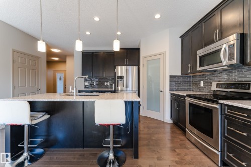 1945 Ainslie Link, Edmonton, AB - Indoor Photo Showing Kitchen With Upgraded Kitchen