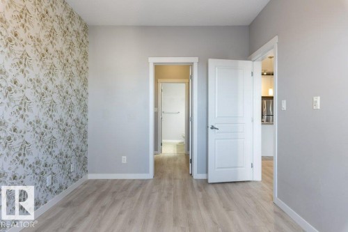 304 812 Welsh Drive, Edmonton, AB - Indoor Photo Showing Other Room