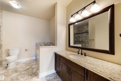 906 10142 111 Street, Edmonton, AB - Indoor Photo Showing Bathroom