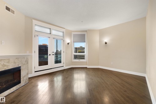 906 10142 111 Street, Edmonton, AB - Indoor With Fireplace