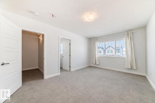 2282 Chokecherry Close Close, Edmonton, AB - Indoor Photo Showing Other Room