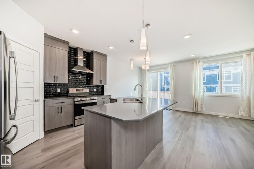 2282 Chokecherry Close Close, Edmonton, AB - Indoor Photo Showing Kitchen With Double Sink With Upgraded Kitchen