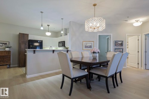 105 2503 Hanna Crescent, Edmonton, AB - Indoor Photo Showing Dining Room