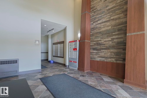 105 2503 Hanna Crescent, Edmonton, AB - Indoor Photo Showing Other Room