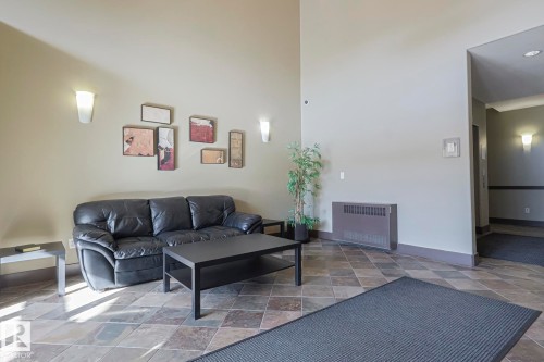 105 2503 Hanna Crescent, Edmonton, AB - Indoor Photo Showing Living Room