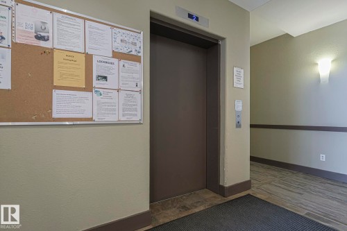 105 2503 Hanna Crescent, Edmonton, AB - Indoor Photo Showing Other Room