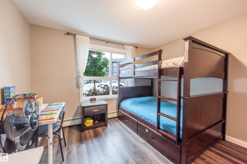 121 5504 Schonsee Drive, Edmonton, AB - Indoor Photo Showing Bedroom