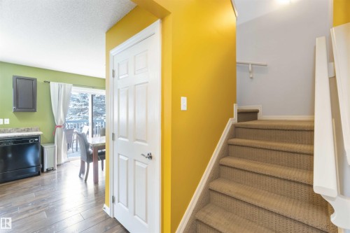 20 1404 Hermitage Road, Edmonton, AB - Indoor Photo Showing Other Room