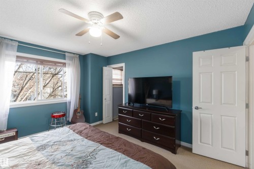 20 1404 Hermitage Road, Edmonton, AB - Indoor Photo Showing Bedroom