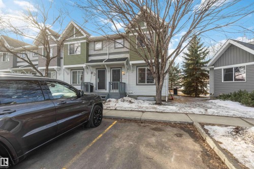 20 1404 Hermitage Road, Edmonton, AB - Outdoor With Facade