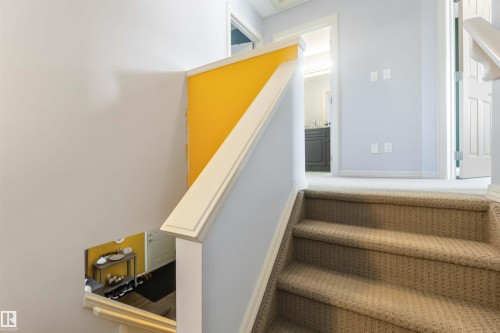 20 1404 Hermitage Road, Edmonton, AB - Indoor Photo Showing Other Room