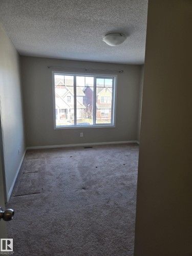 4705 Crabapple Run Run, Edmonton, AB - Indoor Photo Showing Other Room