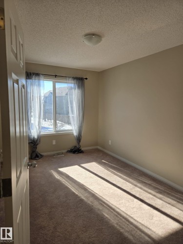 4705 Crabapple Run Run, Edmonton, AB - Indoor Photo Showing Other Room