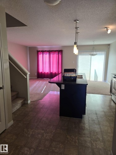4705 Crabapple Run Run, Edmonton, AB - Indoor