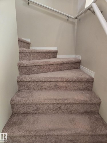 4705 Crabapple Run Run, Edmonton, AB - Indoor Photo Showing Other Room