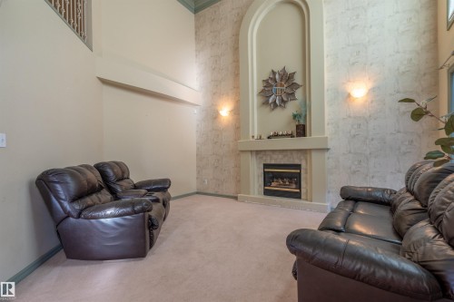 11813 12 Avenue, Edmonton, AB - Indoor With Fireplace