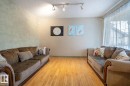 11813 12 Avenue, Edmonton, AB  - Indoor Photo Showing Living Room 