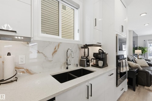 10909 151 Street, Edmonton, AB - Indoor Photo Showing Kitchen With Double Sink