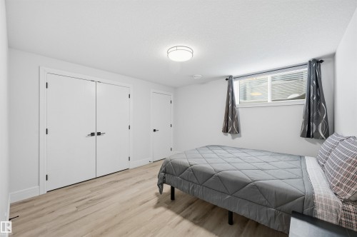10909 151 Street, Edmonton, AB - Indoor Photo Showing Bedroom
