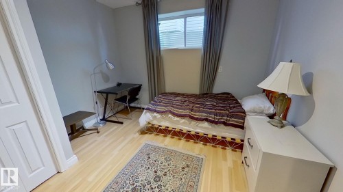 2036 Towne Centre Boulevard Nw, Edmonton, AB - Indoor Photo Showing Bedroom