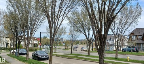 2036 Towne Centre Boulevard Nw, Edmonton, AB - Outdoor