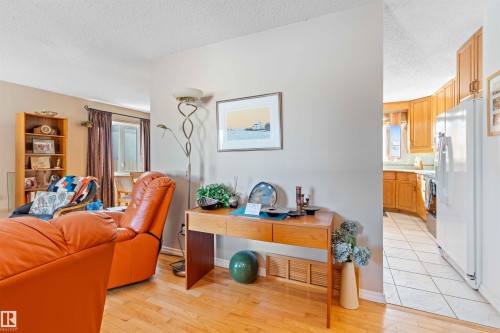 12127 152A Avenue, Edmonton, AB - Indoor