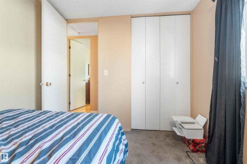 12127 152A Avenue, Edmonton, AB - Indoor Photo Showing Bedroom