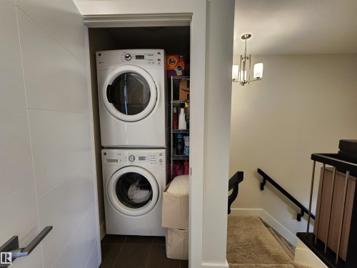 10433 70 Avenue, Edmonton, AB - Indoor Photo Showing Laundry Room
