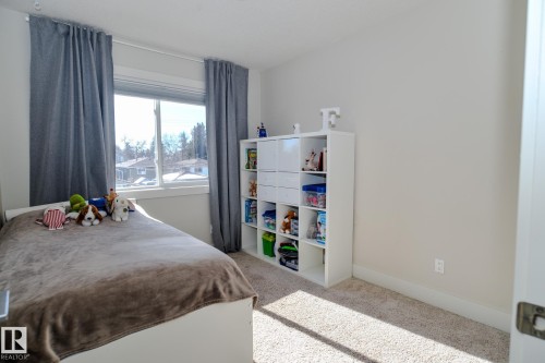 10433 70 Avenue, Edmonton, AB - Indoor Photo Showing Bedroom