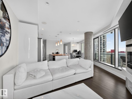 1401 11969 Jasper Avenue, Edmonton, AB - Indoor Photo Showing Living Room