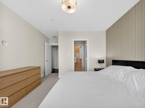 1401 11969 Jasper Avenue, Edmonton, AB - Indoor Photo Showing Bedroom