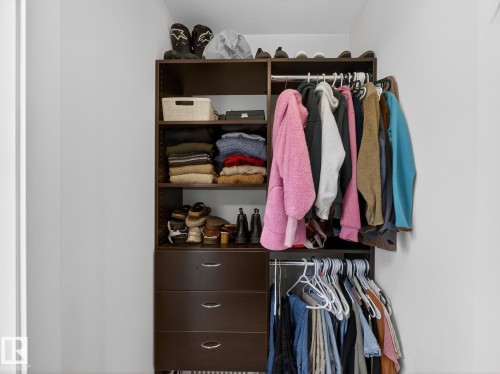 1401 11969 Jasper Avenue, Edmonton, AB - Indoor With Storage