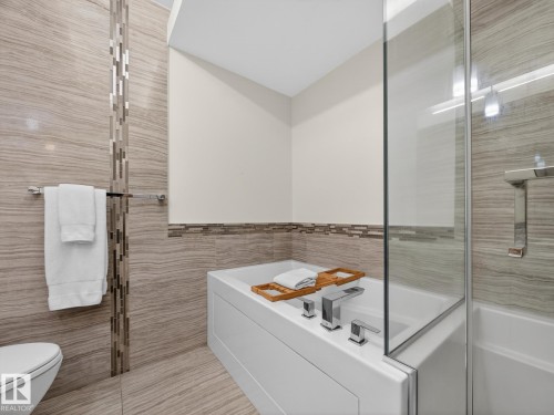 1401 11969 Jasper Avenue, Edmonton, AB - Indoor Photo Showing Bathroom