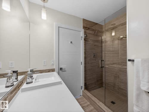 1401 11969 Jasper Avenue, Edmonton, AB - Indoor Photo Showing Bathroom