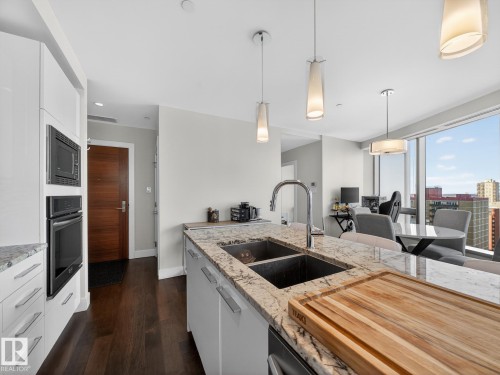 1401 11969 Jasper Avenue, Edmonton, AB - Indoor Photo Showing Kitchen With Double Sink With Upgraded Kitchen